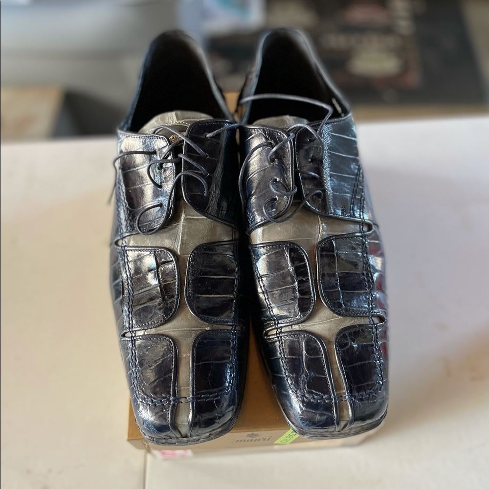 MAURI ALLIGATOR SHOES